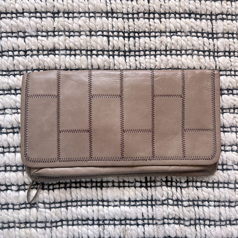 Hobo Clutch
